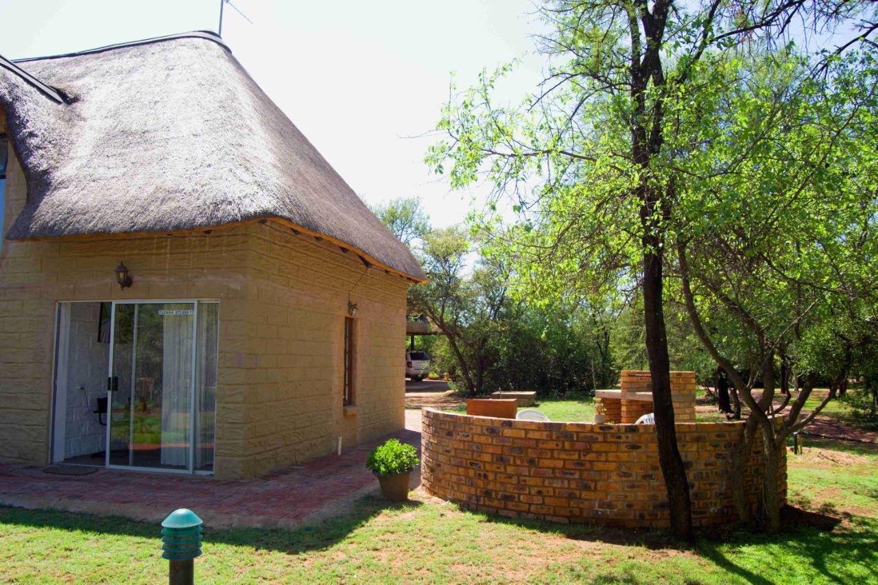 Suzie'S Loft - Nude - Suneden Family Naturist Resort Pretoria-Noord Exteriör bild